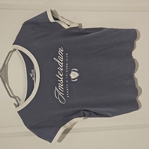 Hollister tee